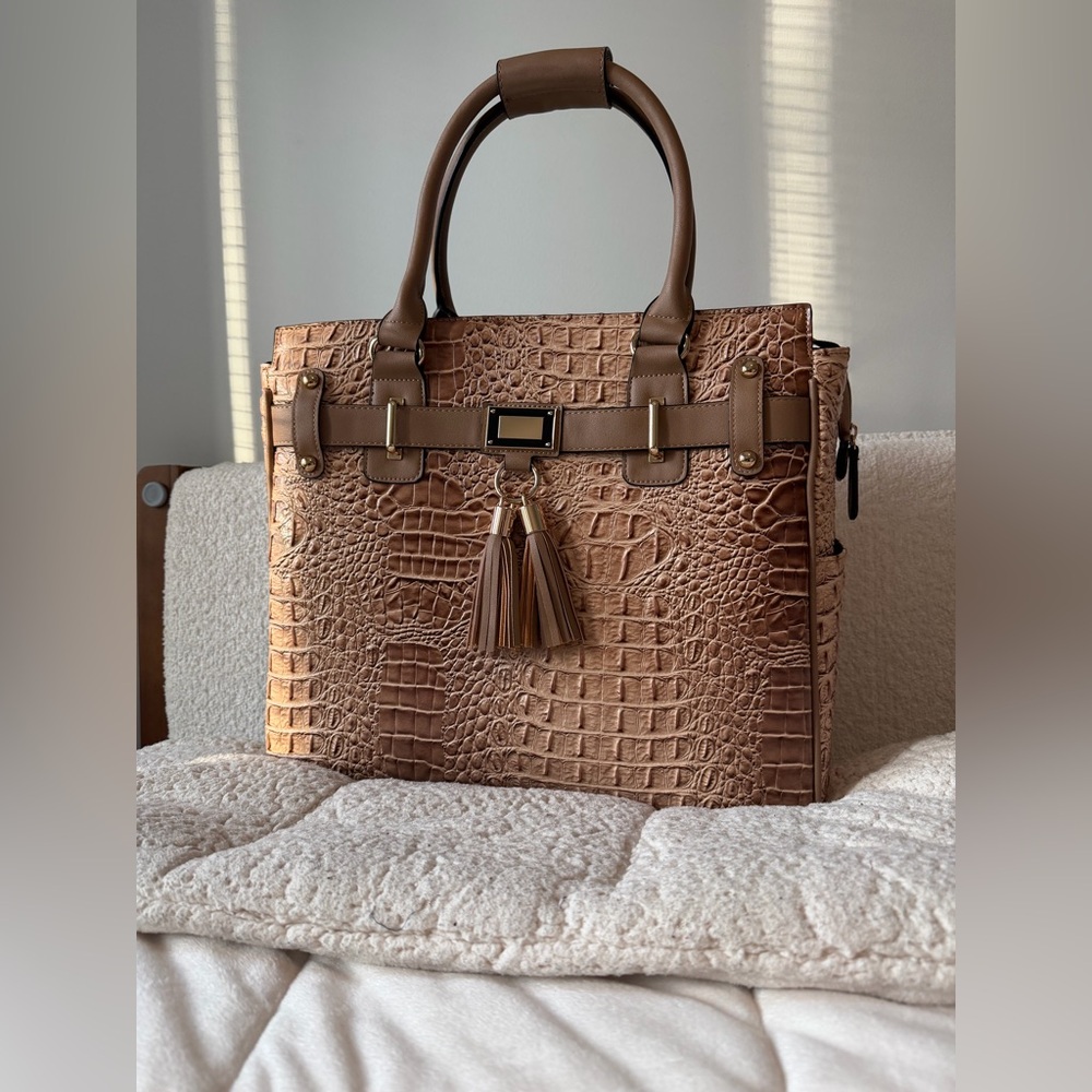 Beige Leather Crocodile Embossed Rolling Satchel Top Handle Bag w/ Tassel